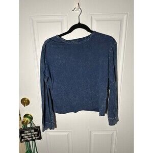 Long sleeve 100% cotton tee